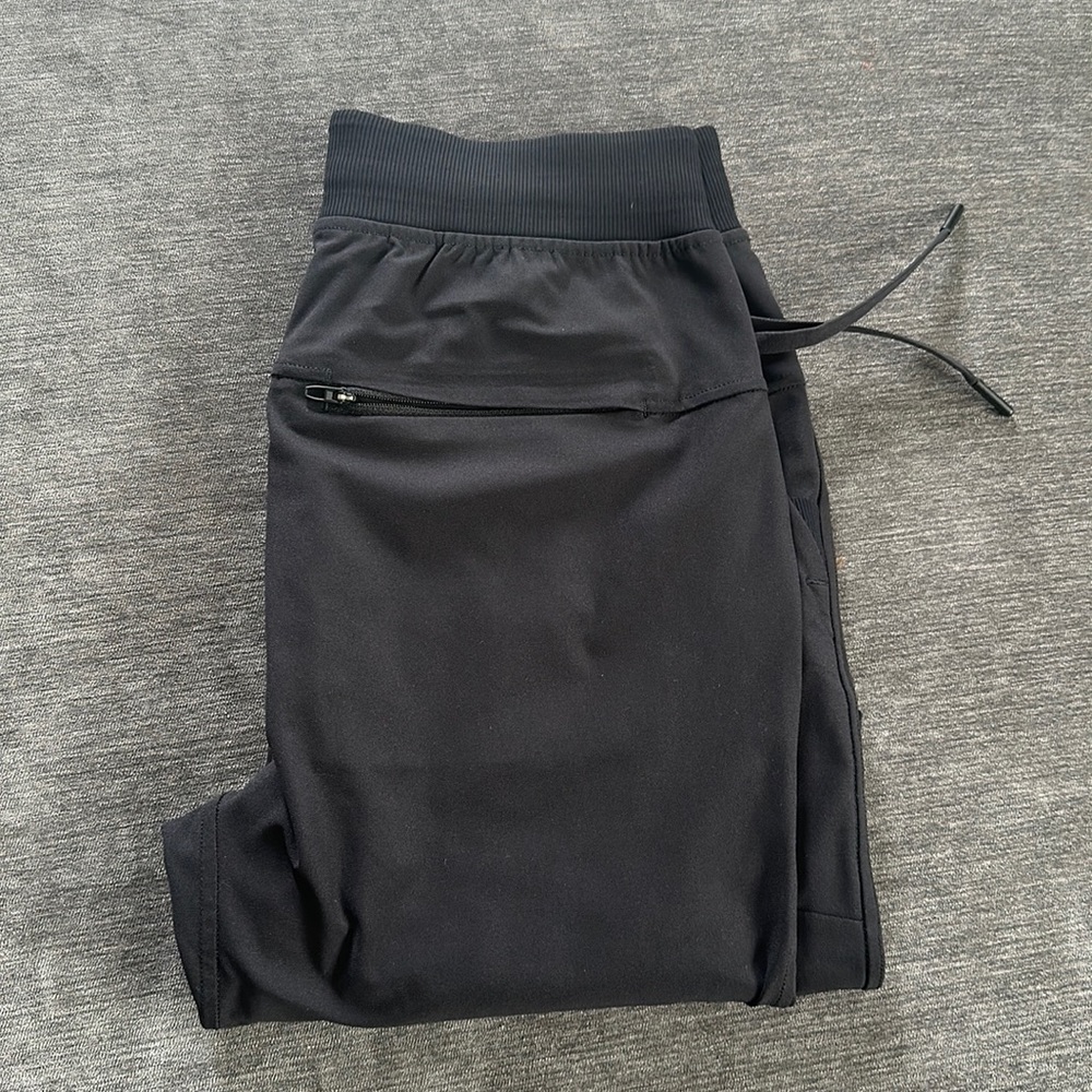Black lulemon sweatpants mens